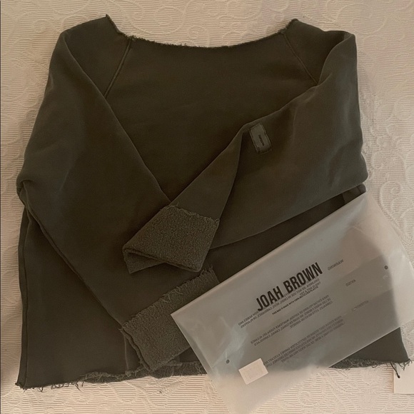 Joah Brown Tops - Joah Brown SLOUCHY PULLOVER SWEATSHIRT in small,
Color sage green